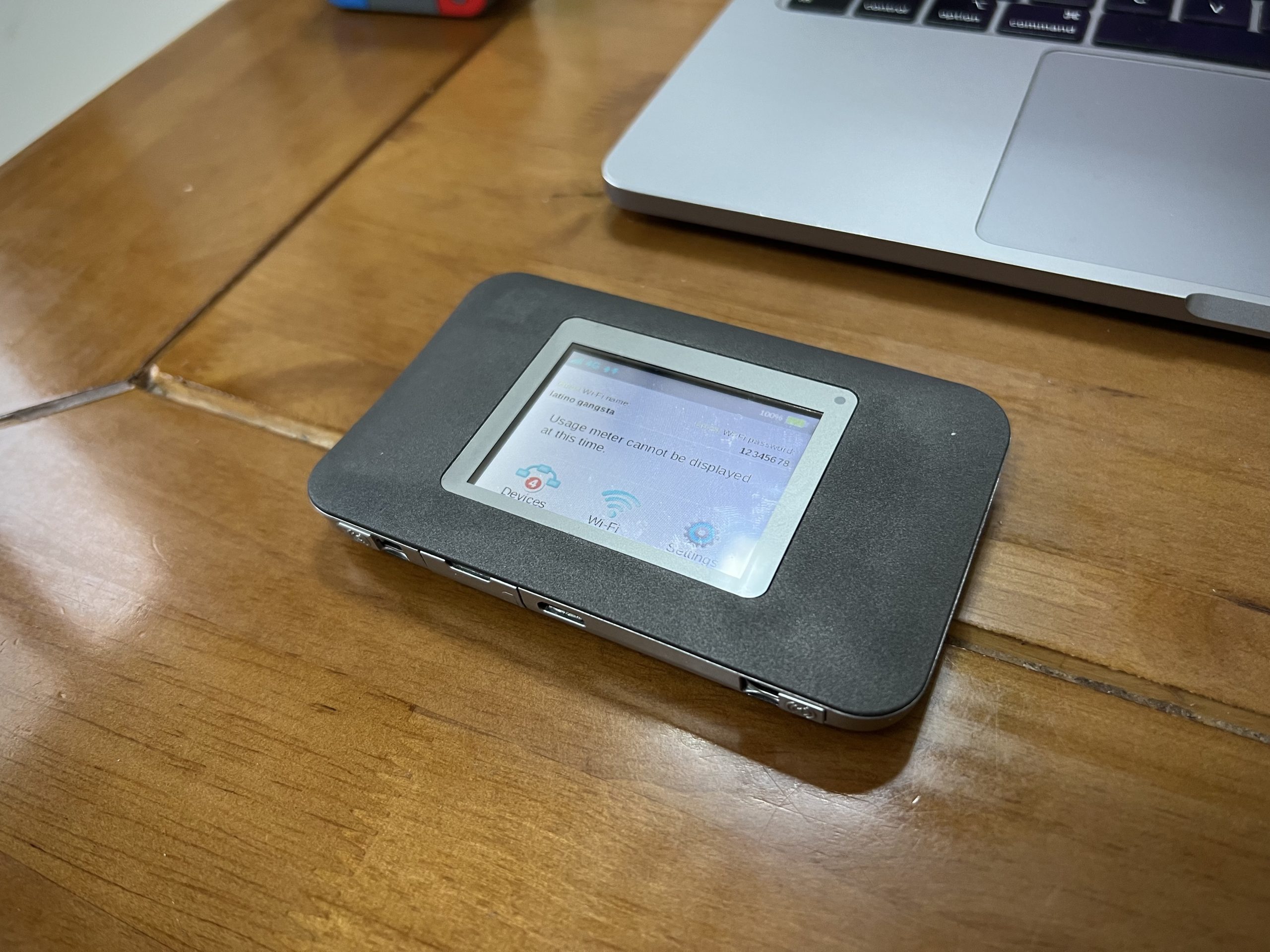 Netgear 782s 鎖定頻道：透過AT指令